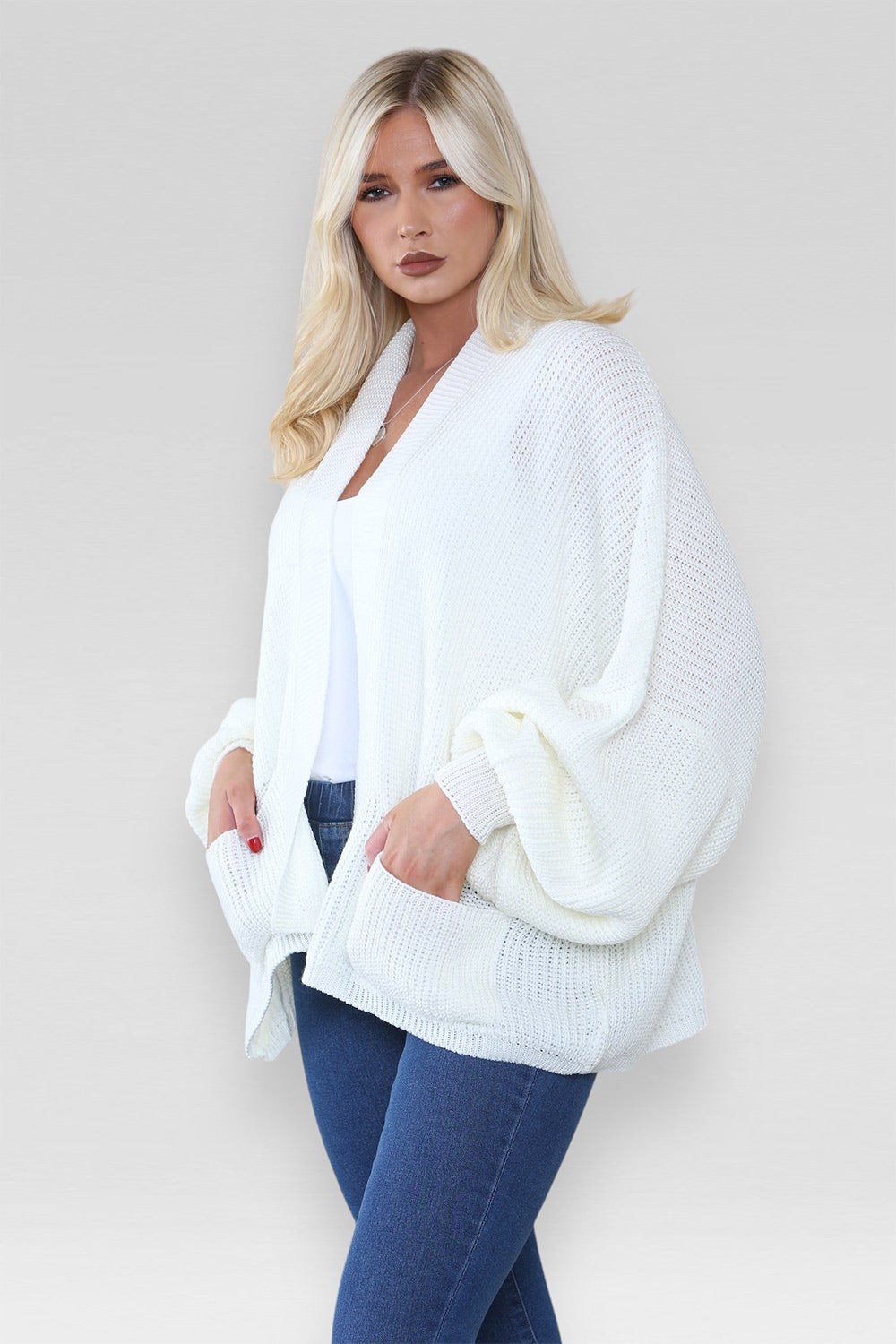 Ladies Oversized Cropped Short Balloon Pocket Chunky Knitted Cardigan