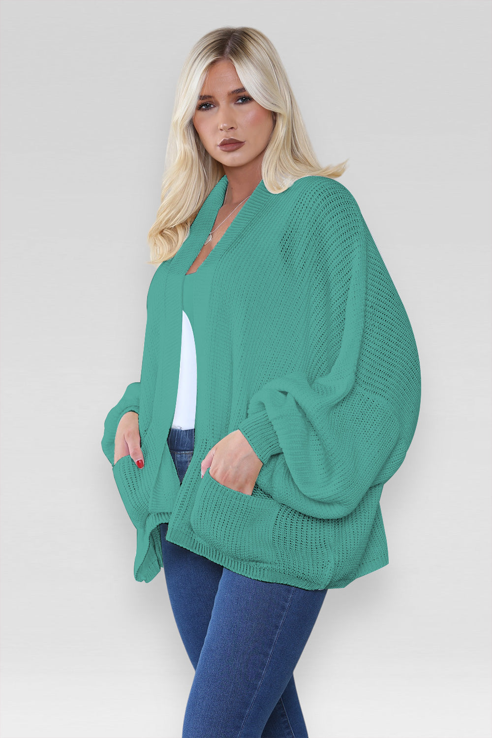 Ladies Oversized Cropped Short Balloon Pocket Chunky Knitted Cardigan